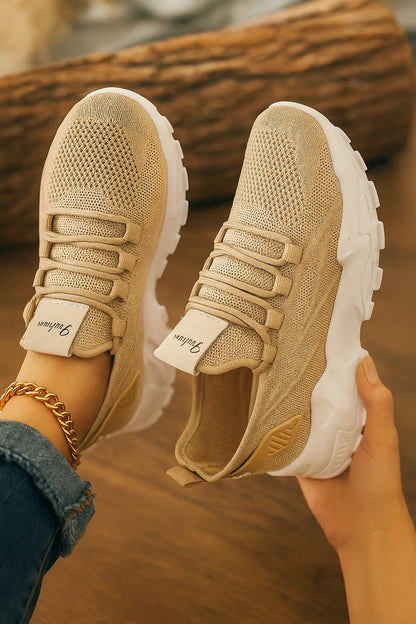 Lightweight and Breathable Sports Trainers