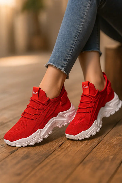 Lightweight and Breathable Sports Trainers