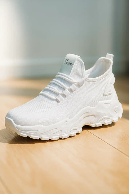 Lightweight and Breathable Sports Trainers